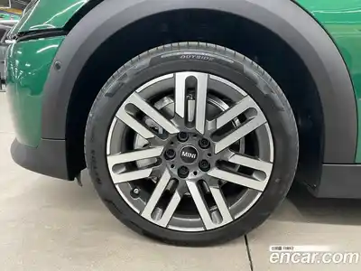 Mini Cooper Convertible 2025 2.0 Автомат в Москве № 273905, миниатюра 5