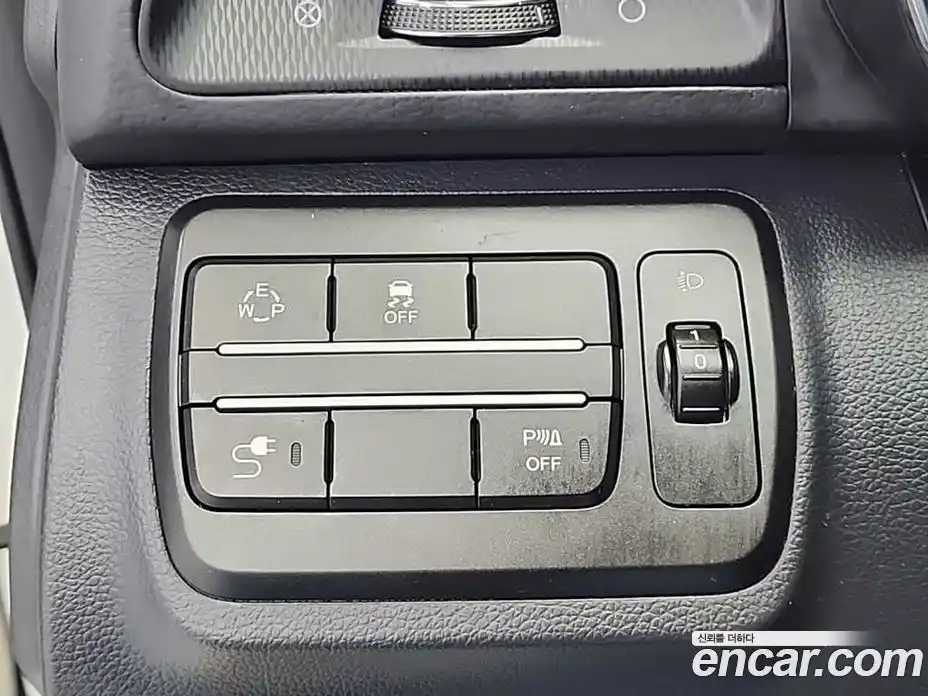 SsangYong TIBOLI 2018 1.6 Автомат в Москве № 369850, фото 17