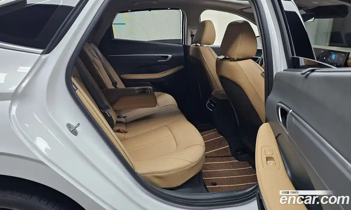 Hyundai Sonata 2025 2.0 Автомат в Москве № 582132, фото 12