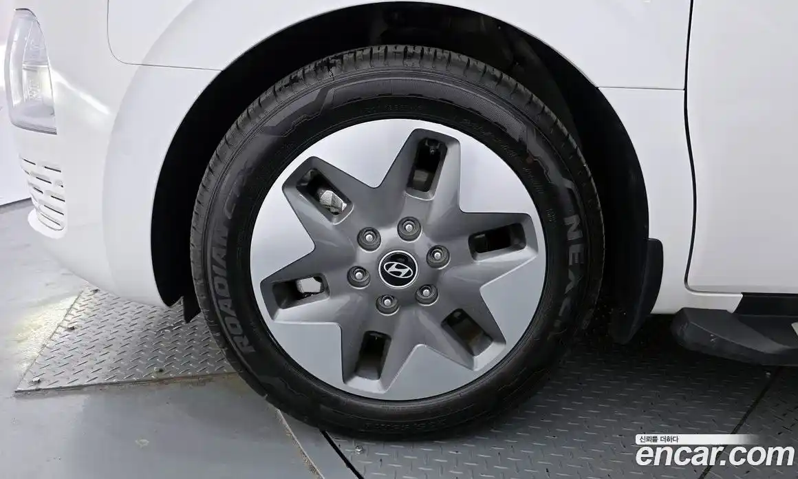 Hyundai Staria 2025 2.2 Автомат в Москве № 582139, фото 5