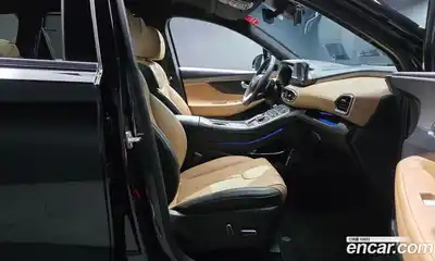 Hyundai Santa Fe 2023 2.5 Автомат в Москве № 582144, миниатюра 10