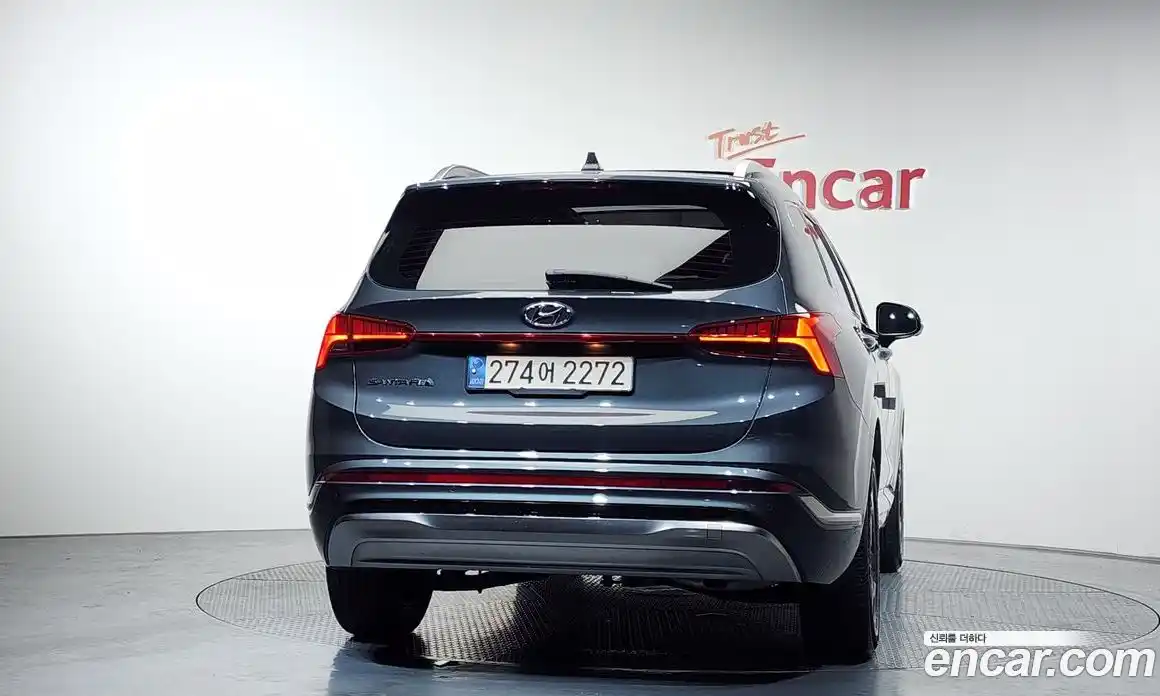 Hyundai Santa Fe 2022 1.6 Автомат в Москве № 582244, фото 4