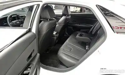 Hyundai Avante 2025 1.6 Автомат в Москве № 582500, миниатюра 11