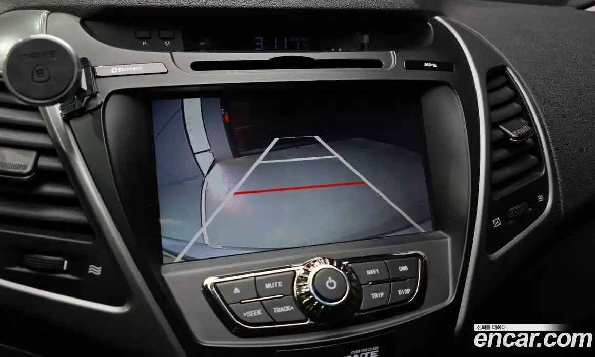 Hyundai Avante 2015 1.6 Автомат в Москве № 582847, фото 15