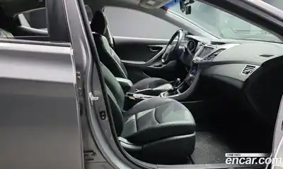 Hyundai Avante 2015 1.6 Автомат в Москве № 582847, миниатюра 10