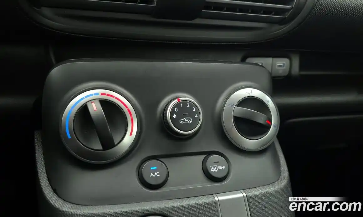 Hyundai Casper 2023 1.0 Автомат в Москве № 583152, фото 15