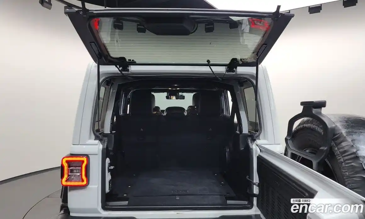 Jeep Wrangler 2020 2.0 Автомат в Москве № 583176, фото 20