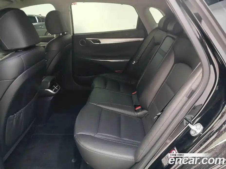 Hyundai Grandeur 2023 2.5 Автомат в Москве № 583188, фото 10