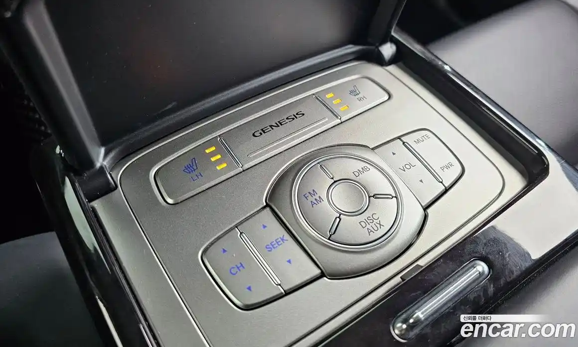 Hyundai Genesis 2012 3.8 Автомат в Москве № 583273, фото 18