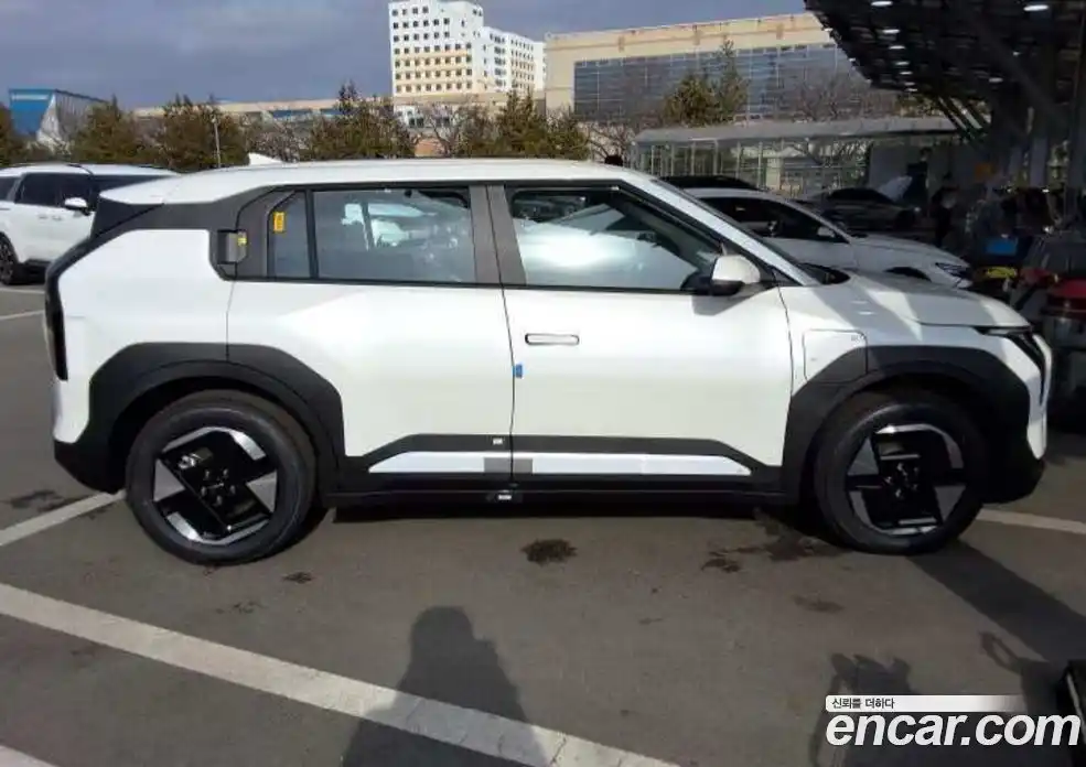 Kia EV3 2027 0.1 Автомат в Москве № 583834, фото 12