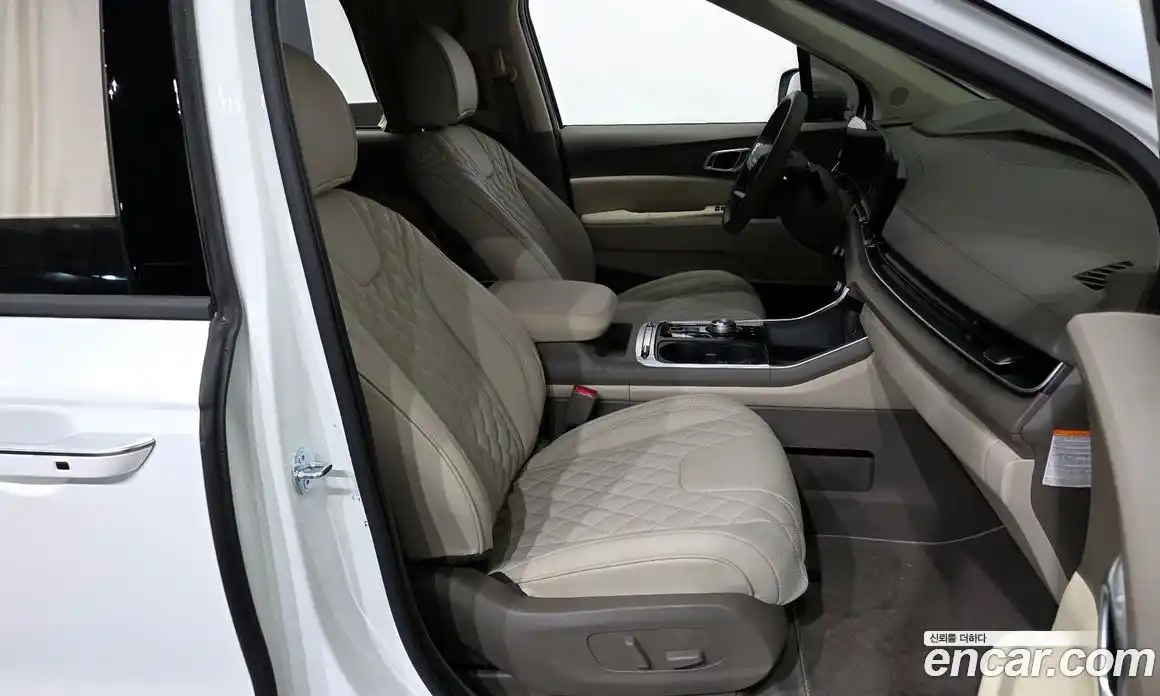 Kia Canival 2026 1.6 Автомат в Москве № 583944, фото 11