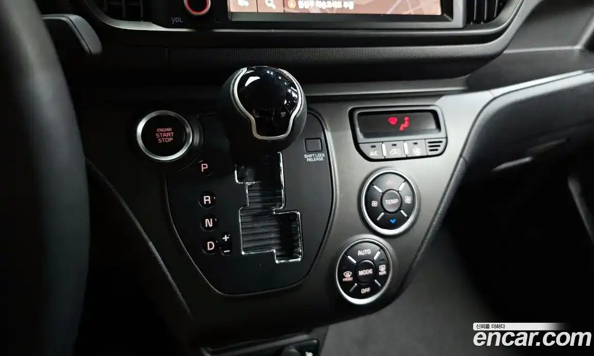 Kia Ray 2023 1.0 Автомат в Москве № 584180, фото 8