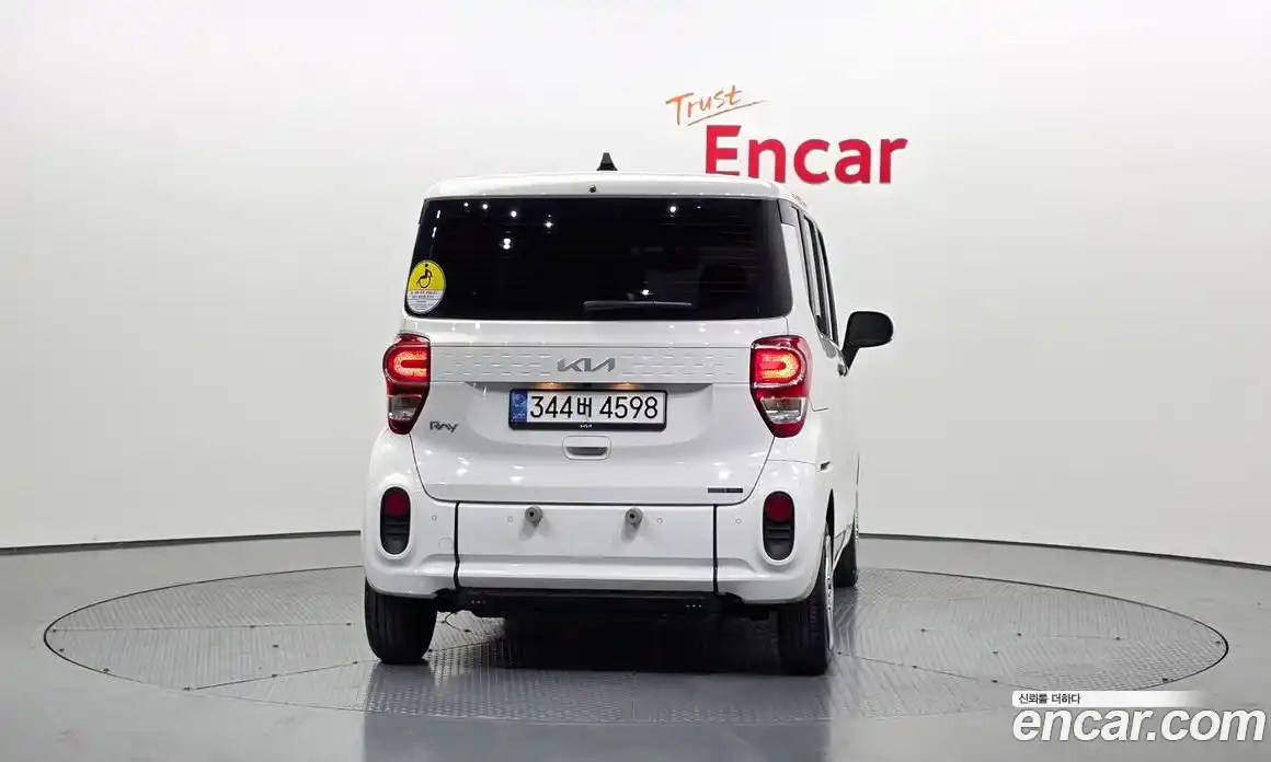 Kia Ray 2022 1.0 Автомат в Москве № 584183, фото 4