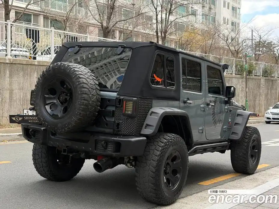 Jeep Wrangler 2014 2.8 Автомат в Москве № 584416, фото 16