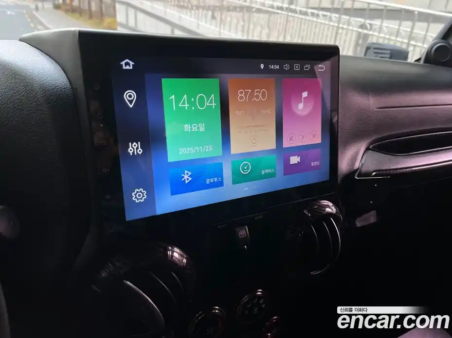 Jeep Wrangler 2014 2.8 Автомат в Москве № 584416, фото 18