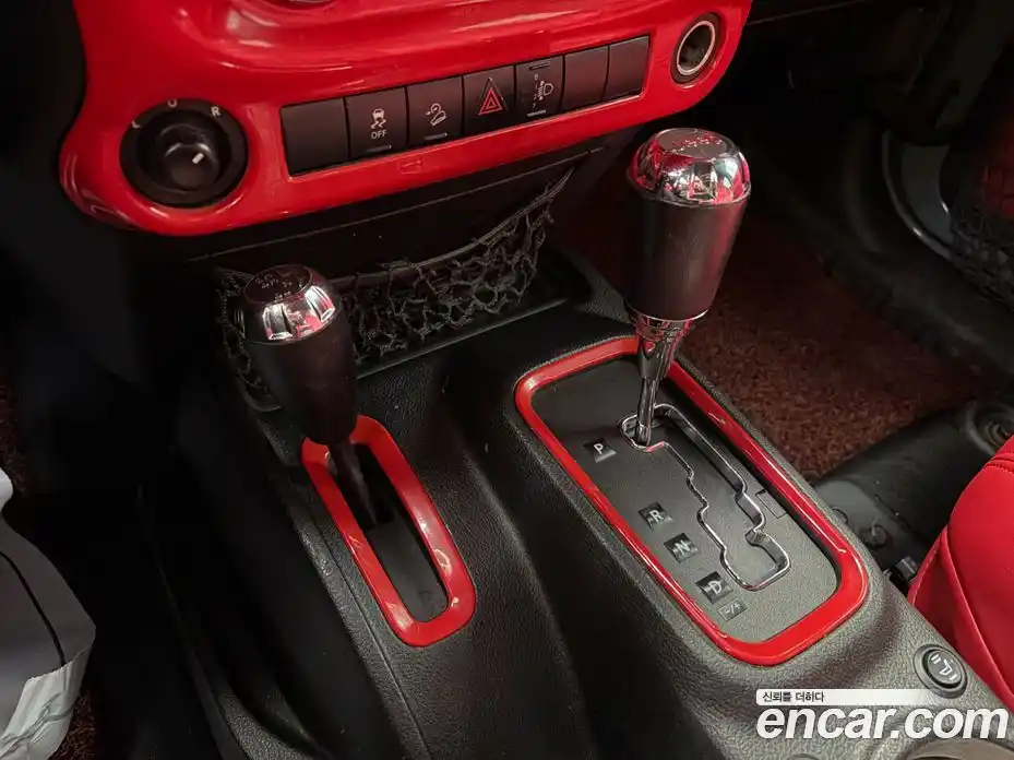 Jeep Wrangler 2014 2.8 Автомат в Москве № 584416, фото 8