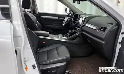 Renault QM6 2022 2.0 Автомат в Москве № 585297, миниатюра 11