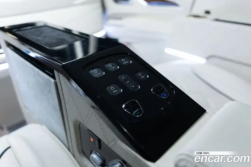 Cadillac Escalade 2022 6.2 Автомат в Москве № 585712, фото 19