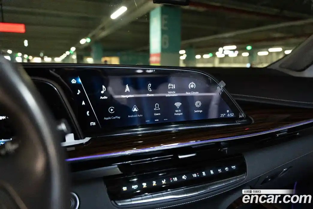 Cadillac Escalade 2022 6.2 Автомат в Москве № 585712, фото 6