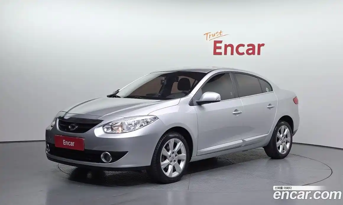 Renault SM3 2010 1.6 Автомат в Москве № 586269, фото 1