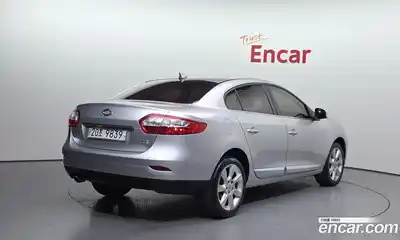 Renault SM3 2010 1.6 Автомат в Москве № 586269, миниатюра 2