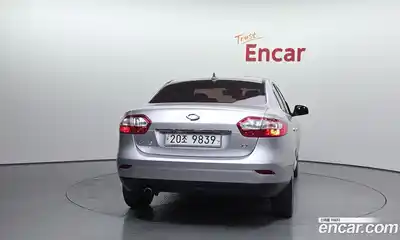 Renault SM3 2010 1.6 Автомат в Москве № 586269, миниатюра 4