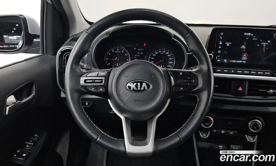 Kia Morning 2021 1.0 Автомат в Москве № 586573, фото 12