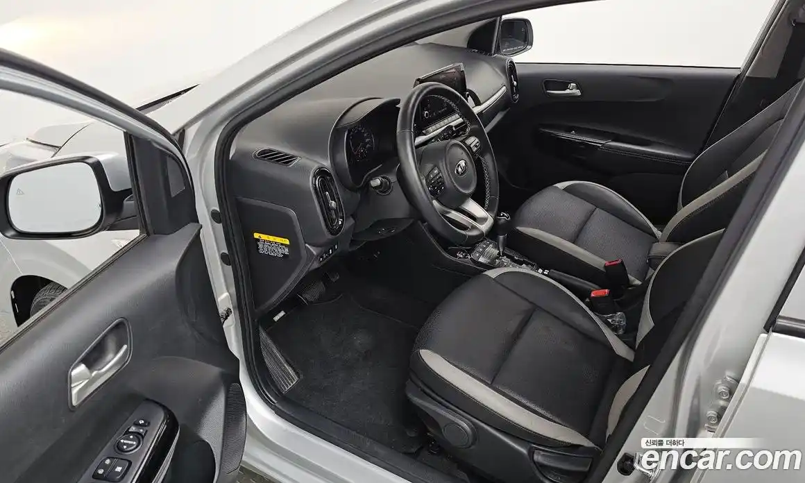 Kia Morning 2021 1.0 Автомат в Москве № 586573, фото 10