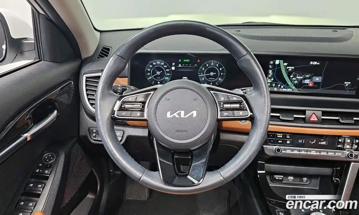Kia Seltos 2023 1.6 Автомат в Москве № 587345, фото 13