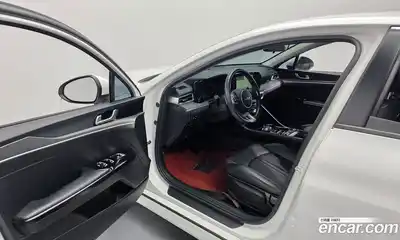 Kia K5 2022 2.0 Автомат в Москве № 587348, миниатюра 10