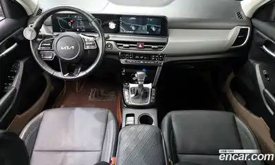 Kia Seltos 2024 1.6 Автомат в Москве № 587471, миниатюра 7