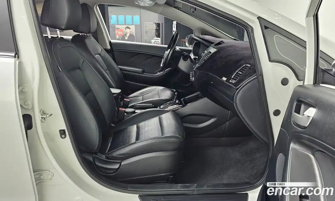 Kia K3 2018 1.6 Автомат в Москве № 587582, фото 11