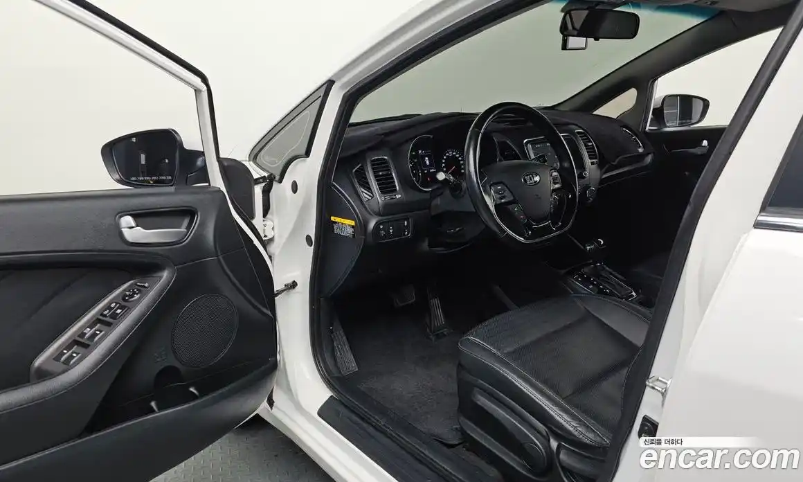 Kia K3 2018 1.6 Автомат в Москве № 587582, фото 10