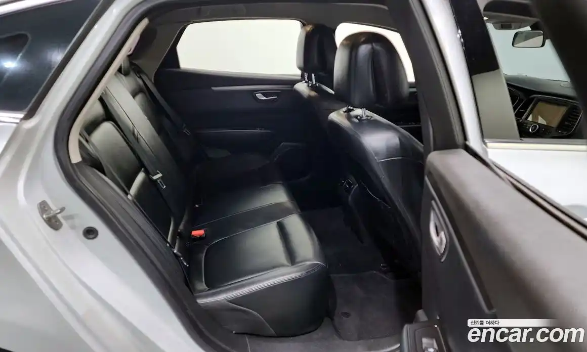 Renault SM6 2021 2.0 Автомат в Москве № 587830, фото 13