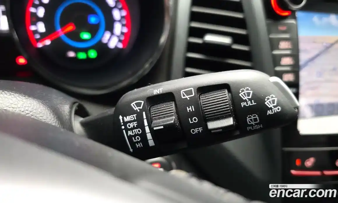 SsangYong TIBOLI 2018 1.6 Автомат в Москве № 589213, фото 18