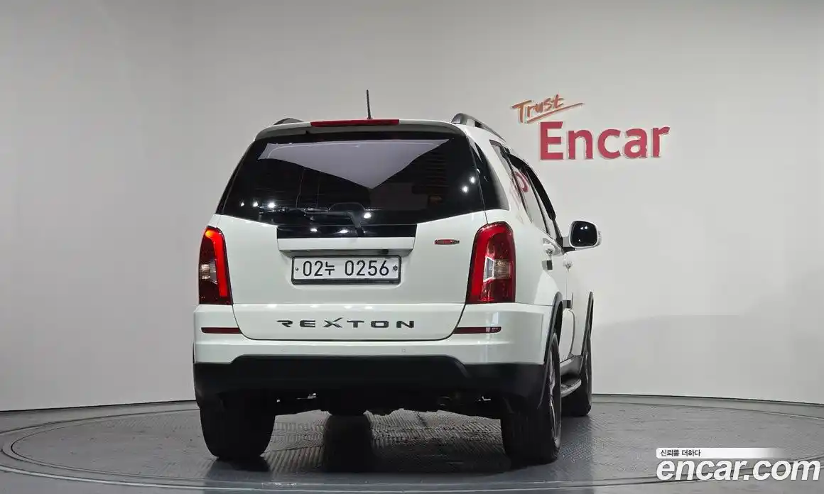 SsangYong Rexton 2016 2.2 Автомат в Москве № 589488, фото 4