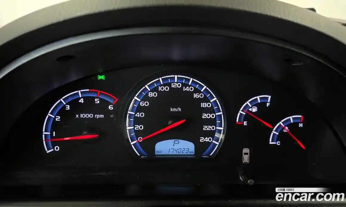 SsangYong Rexton 2016 2.2 Автомат в Москве № 589488, фото 8