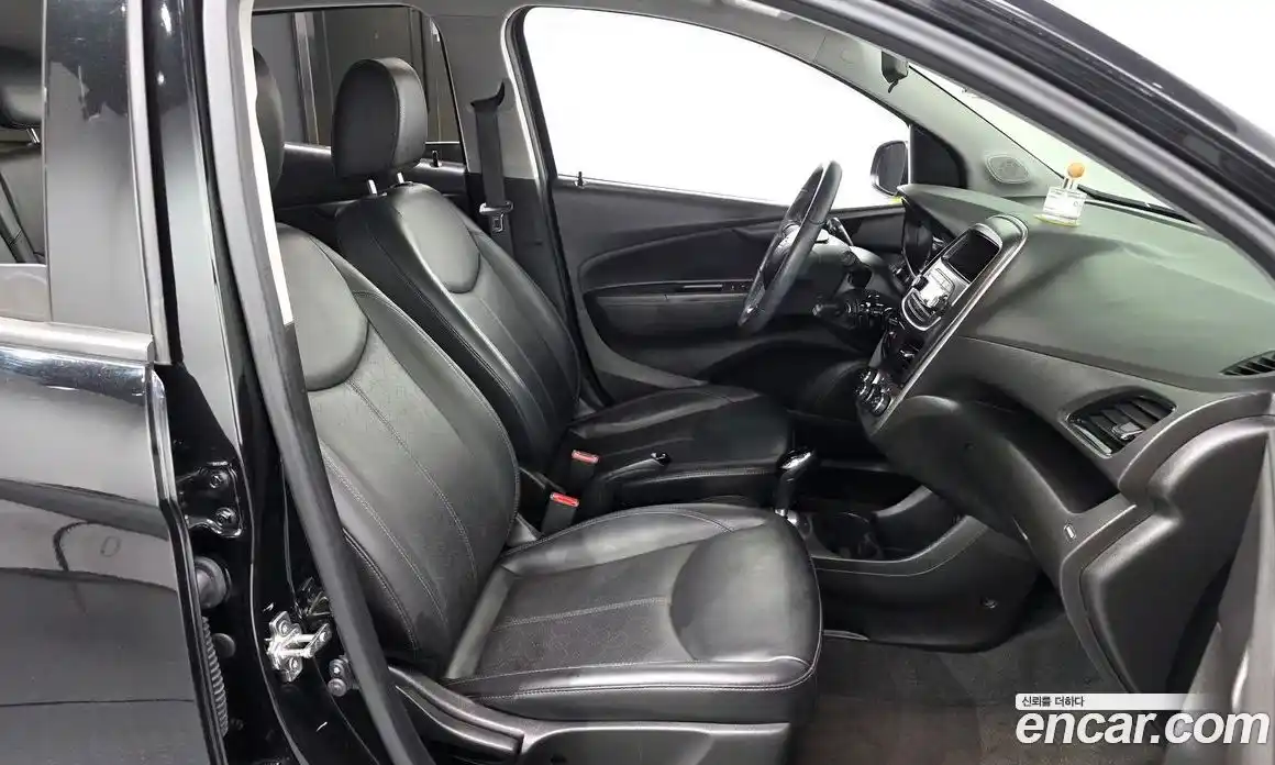 Chevrolet Spark 2017 1.0 Автомат в Москве № 589874, фото 10