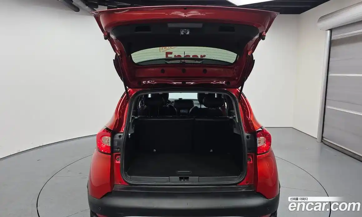 Renault QM3 2015 1.5 Автомат в Москве № 590147, фото 20