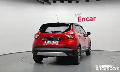 Renault QM3 2015 1.5 Автомат в Москве № 590147, миниатюра 4