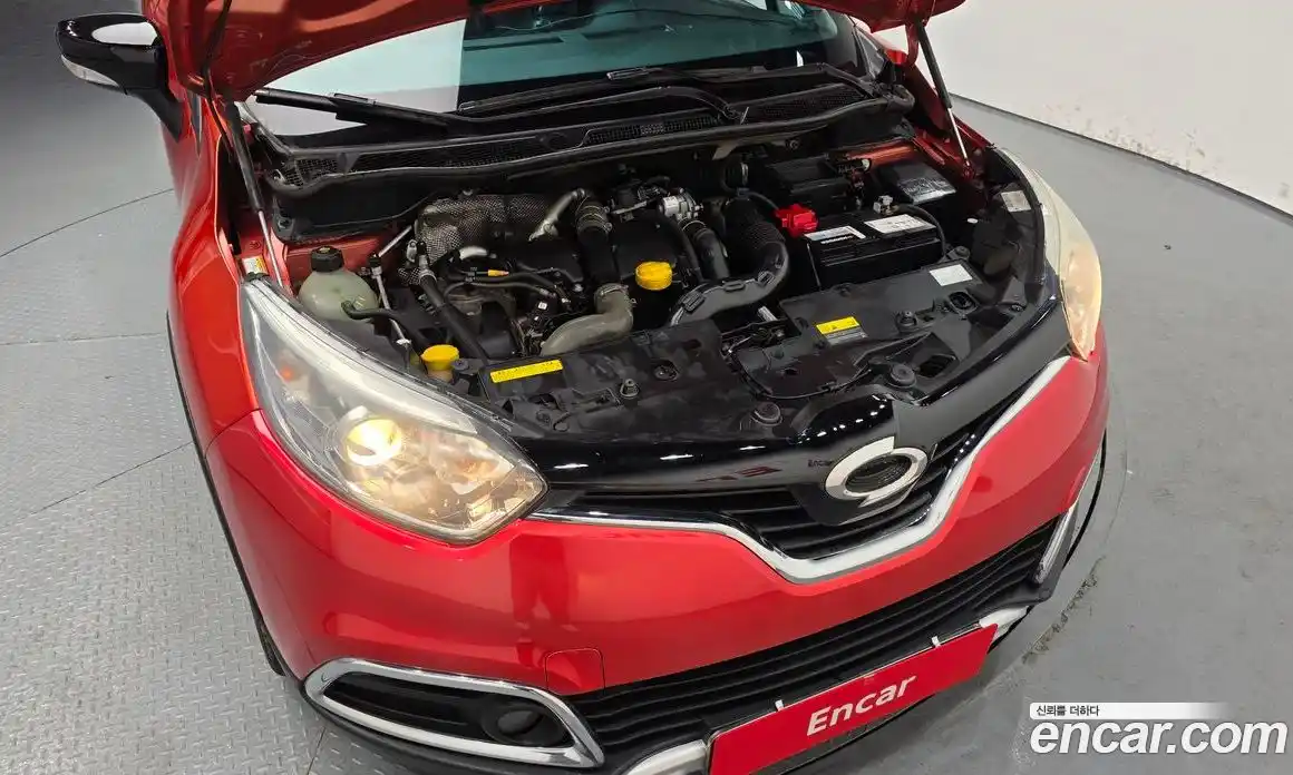 Renault QM3 2015 1.5 Автомат в Москве № 590147, фото 6