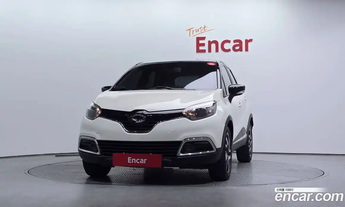 Renault QM3 2015 1.5 Автомат в Москве № 590175, фото 3