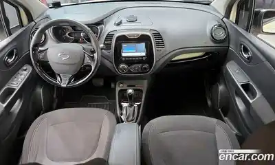 Renault QM3 2015 1.5 Автомат в Москве № 590175, миниатюра 7