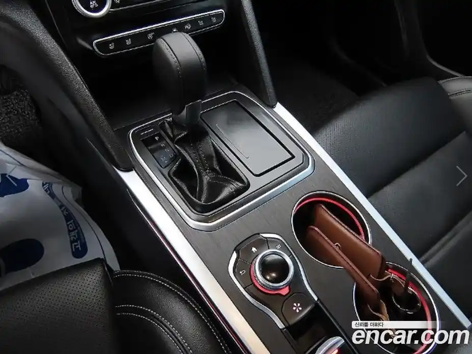 Renault SM6 2023 1.3 Автомат в Москве № 590295, фото 10