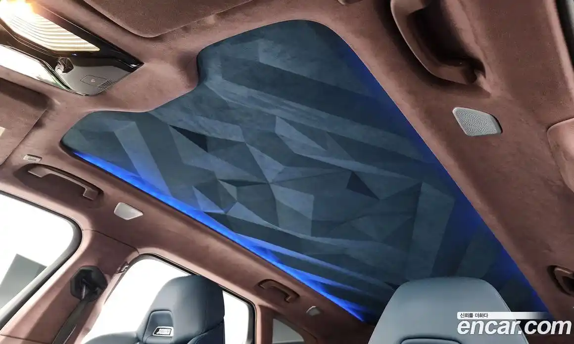 BMW XM 2023 4.4 Автомат в Москве № 590702, фото 19