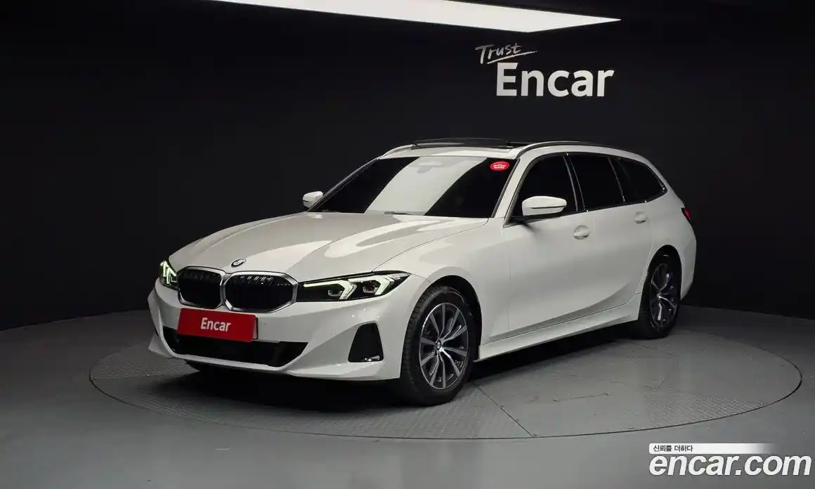 BMW 3-Series 2024 2.0 Автомат в Москве № 590705, фото 1