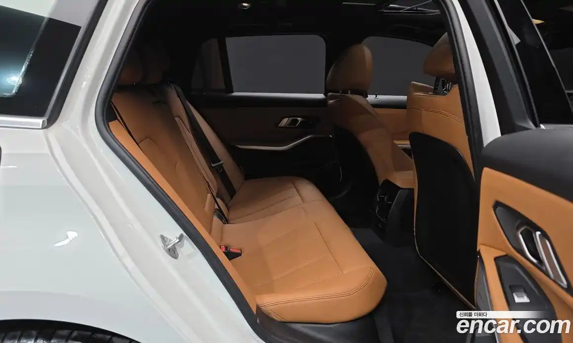 BMW 3-Series 2024 2.0 Автомат в Москве № 590705, фото 13