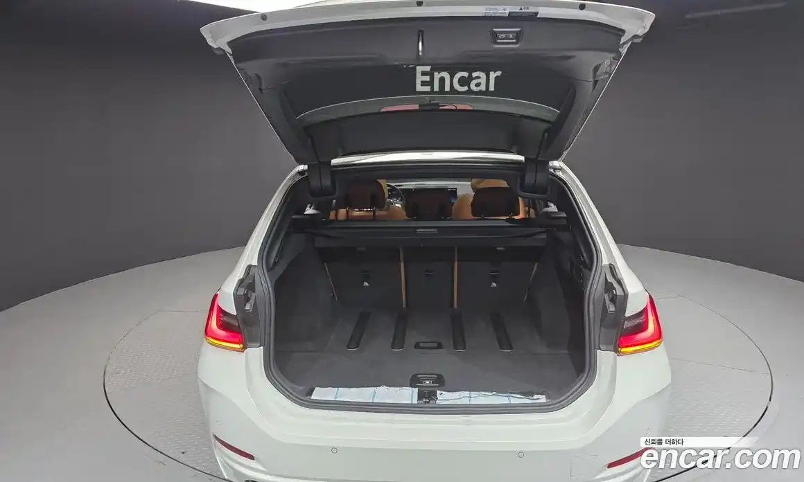 BMW 3-Series 2024 2.0 Автомат в Москве № 590705, фото 20