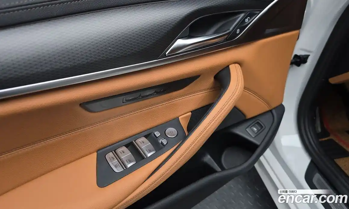 BMW 5-Series 2023 2.0 Автомат в Москве № 590828, фото 17