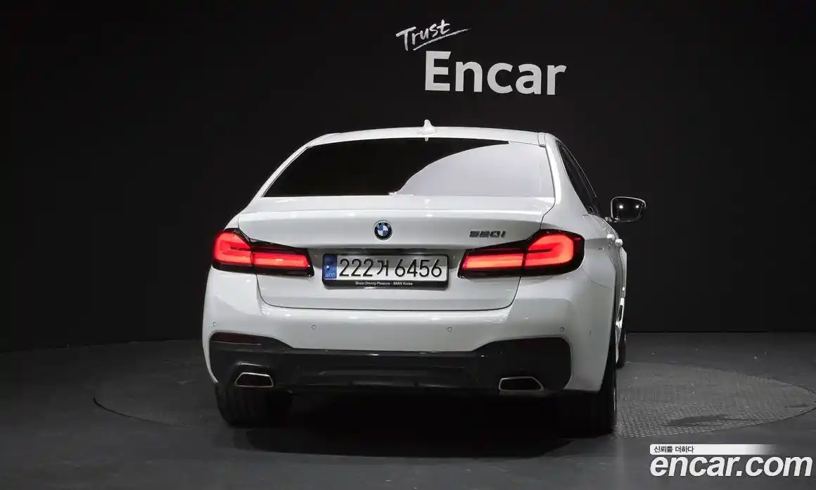 BMW 5-Series 2023 2.0 Автомат в Москве № 590828, фото 4